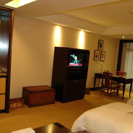 东莞君兰酒店 Grand Land Hotel Dongguan  Exterior photo