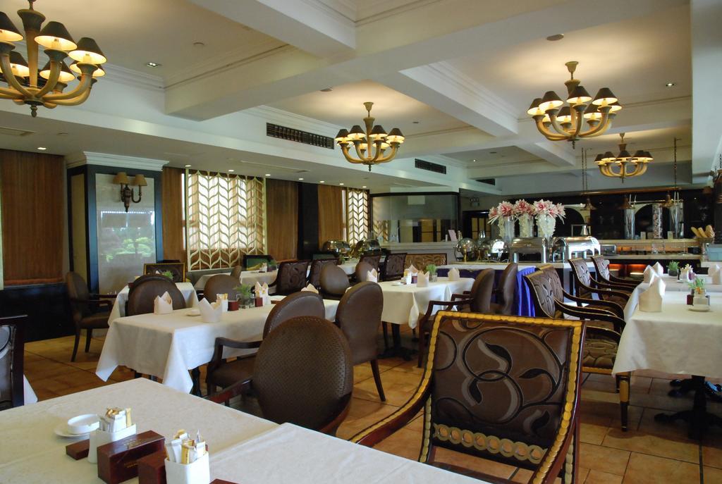 东莞君兰酒店 Grand Land Hotel Dongguan  Exterior photo