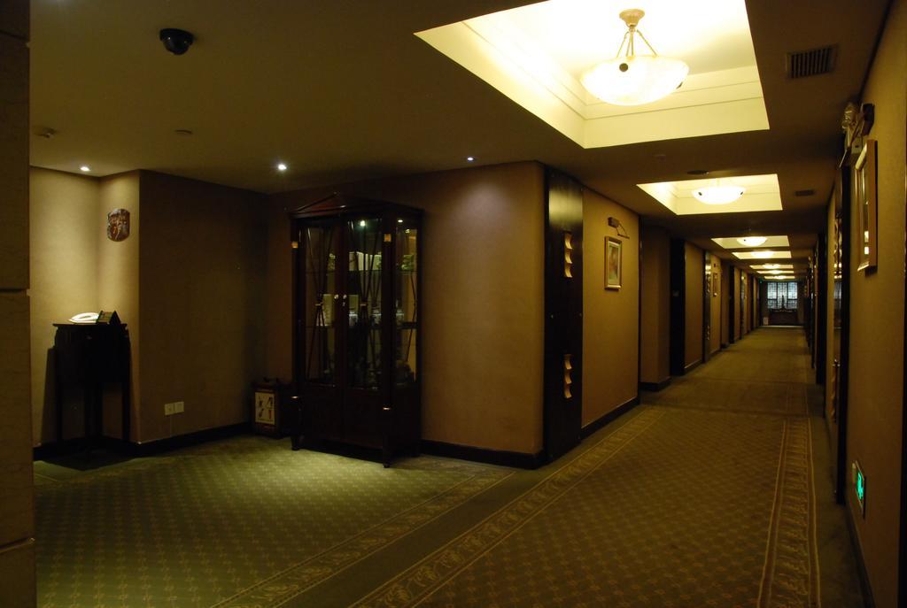东莞君兰酒店 Grand Land Hotel Dongguan  Exterior photo