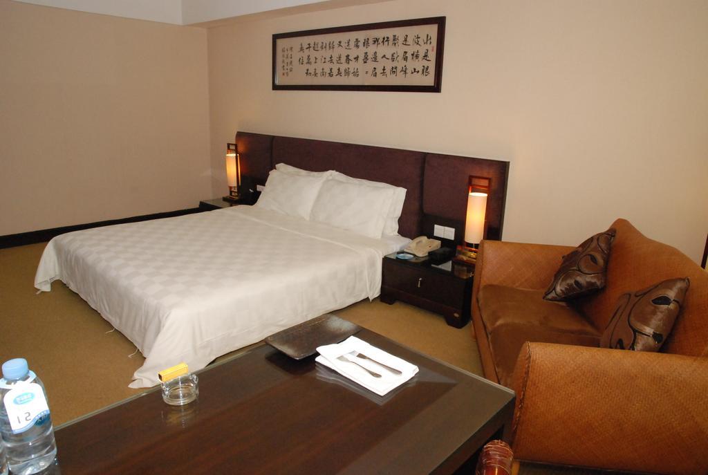 东莞君兰酒店 Grand Land Hotel Dongguan  Exterior photo