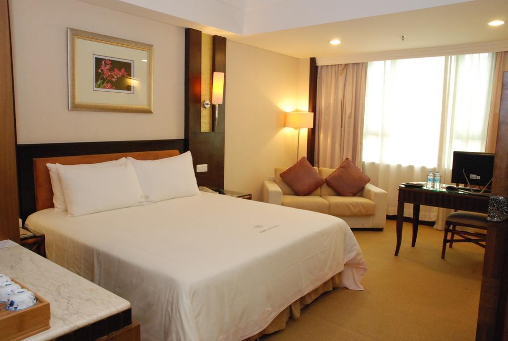 东莞君兰酒店 Grand Land Hotel Dongguan  Exterior photo