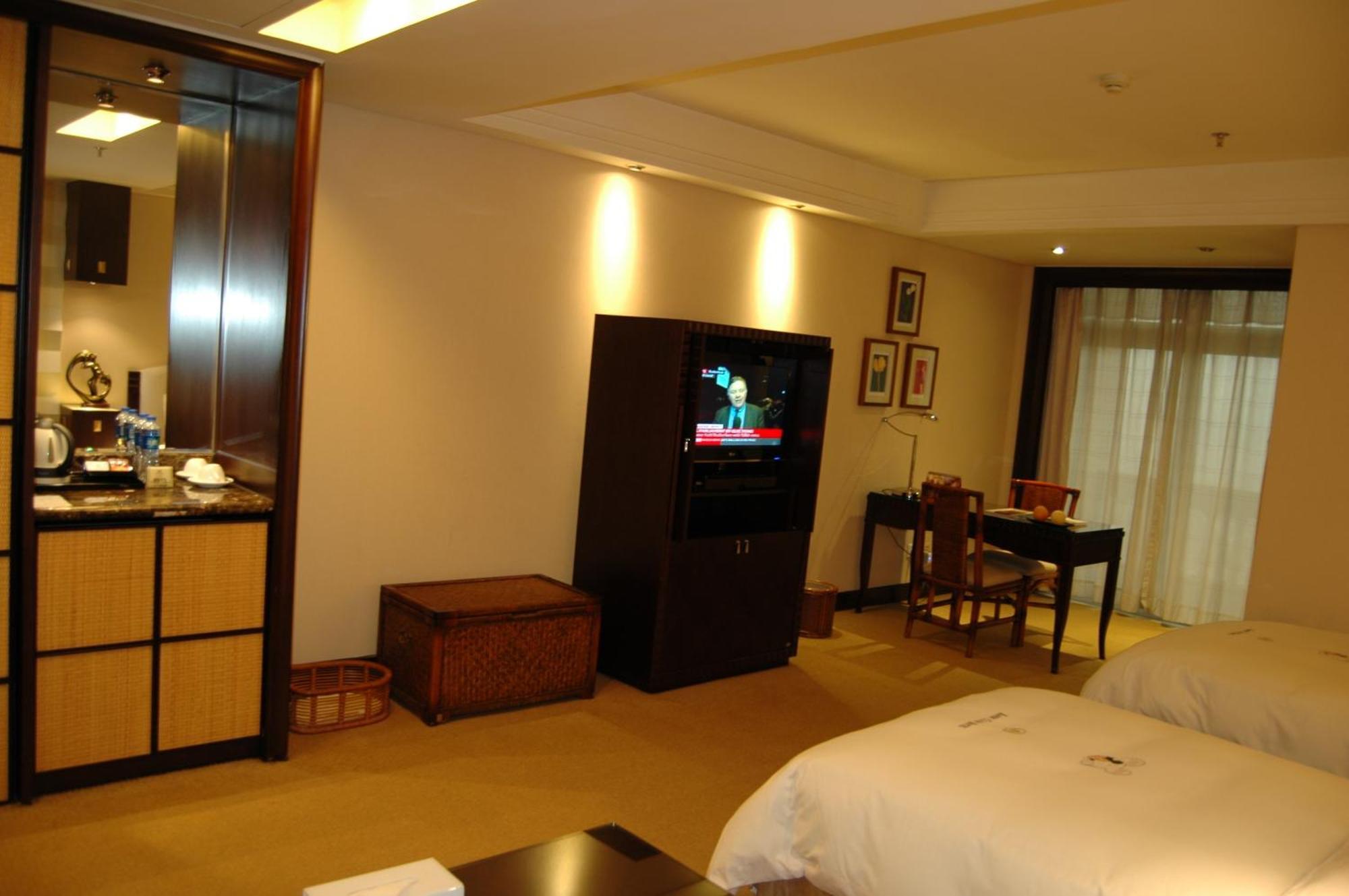 东莞君兰酒店 Grand Land Hotel Dongguan  Exterior photo