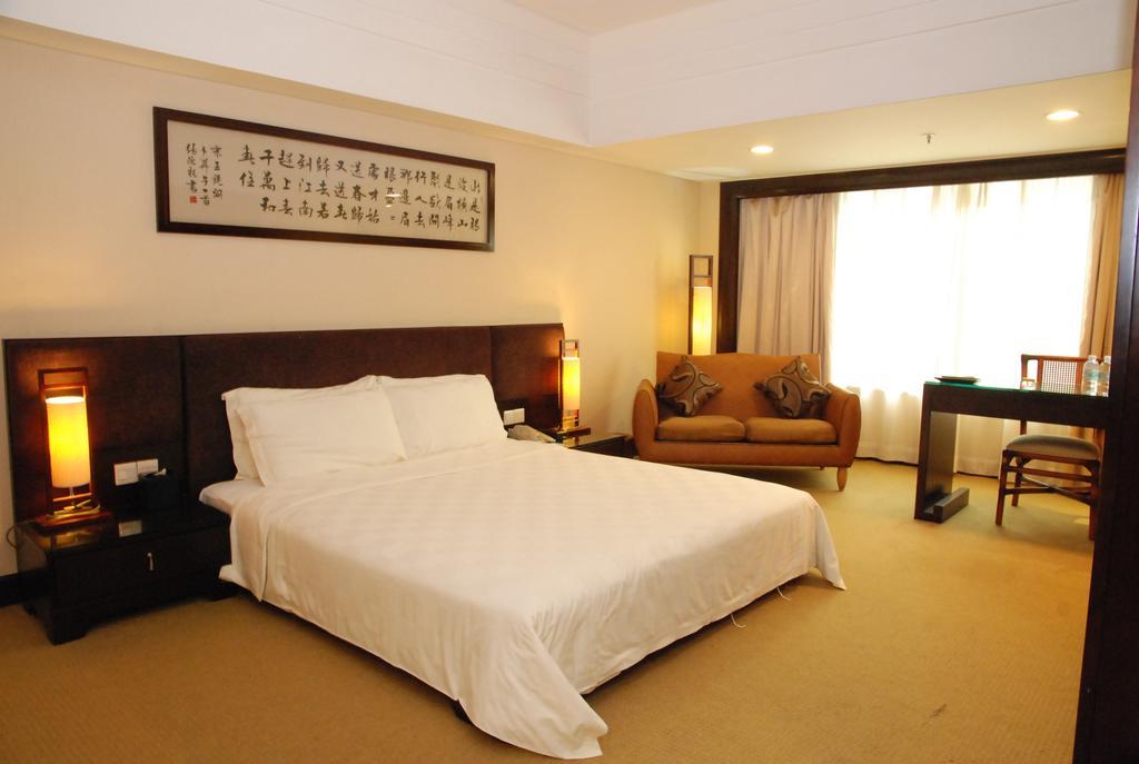 东莞君兰酒店 Grand Land Hotel Dongguan  Exterior photo