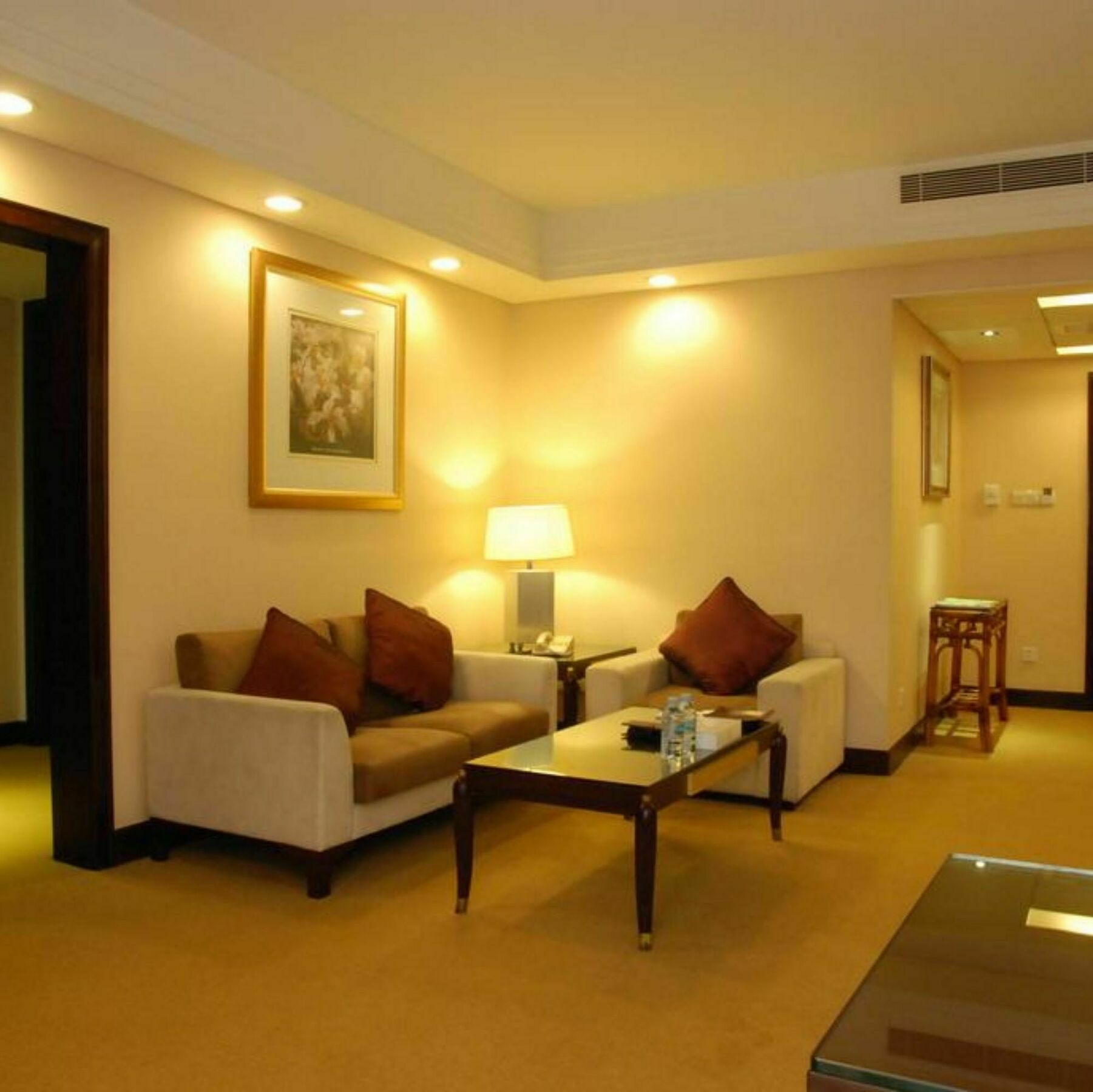 东莞君兰酒店 Grand Land Hotel Dongguan  Exterior photo