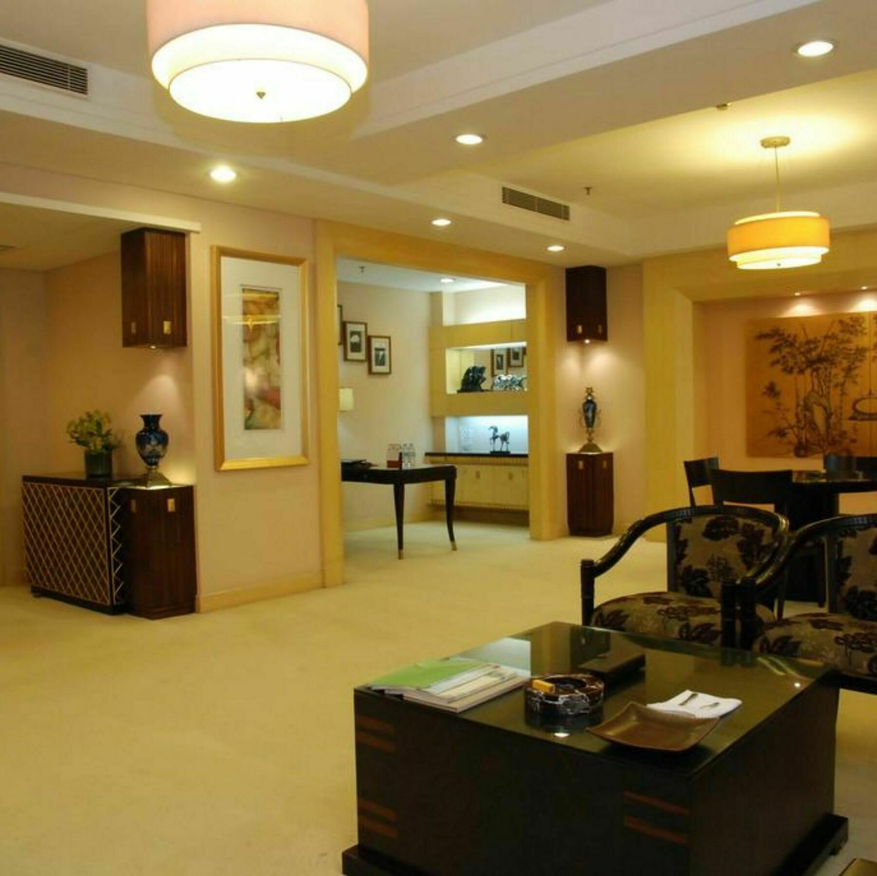 东莞君兰酒店 Grand Land Hotel Dongguan  Exterior photo