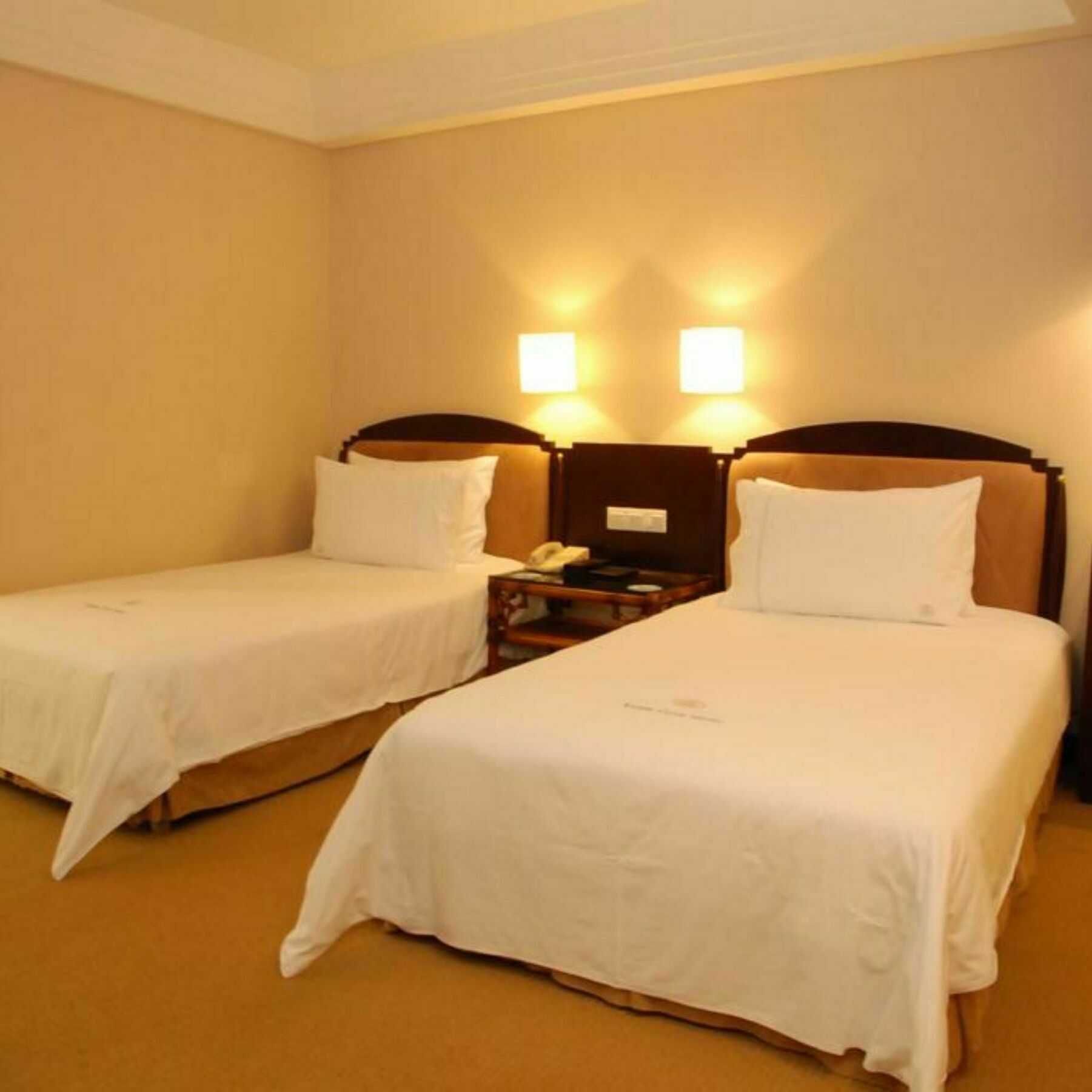 东莞君兰酒店 Grand Land Hotel Dongguan  Exterior photo